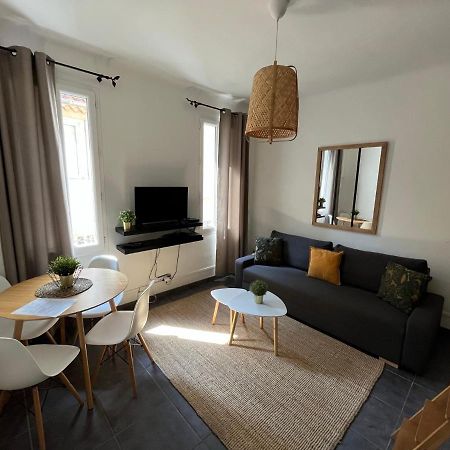 Studio 12 Vieux Port Apartment Ла Сиота Екстериор снимка