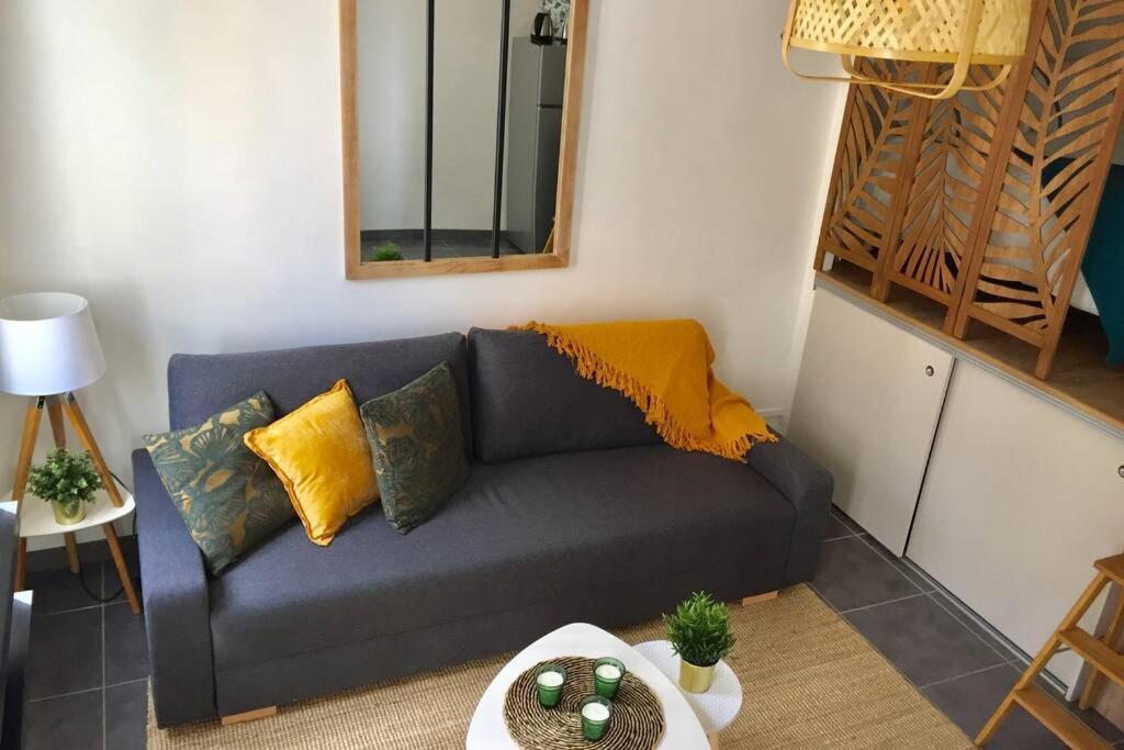 Studio 12 Vieux Port Apartment Ла Сиота Екстериор снимка