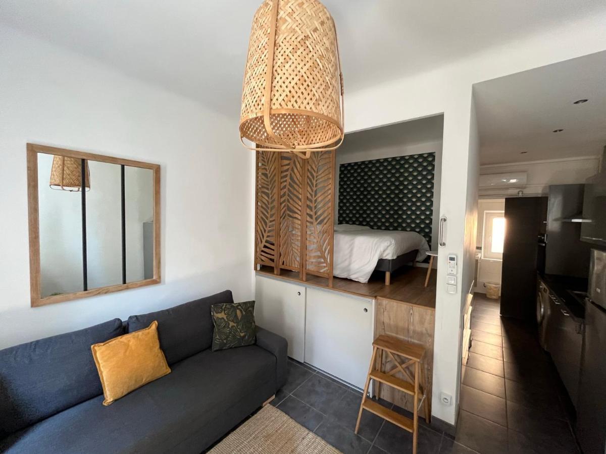 Studio 12 Vieux Port Apartment Ла Сиота Екстериор снимка